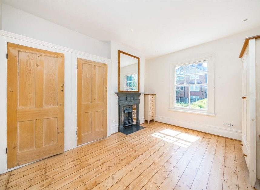 Properties for sale in Muswell Hill Road - N10 3NG view10