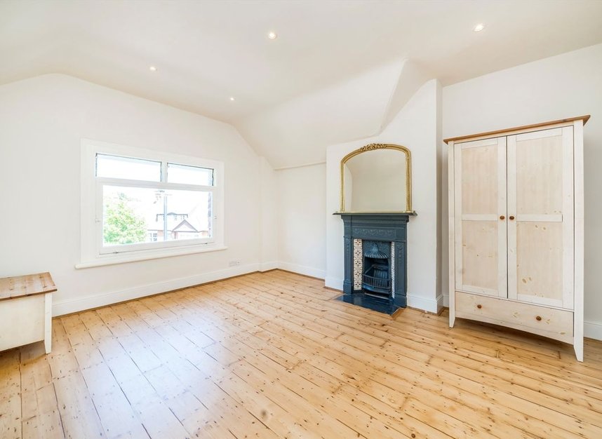 Properties for sale in Muswell Hill Road - N10 3NG view12