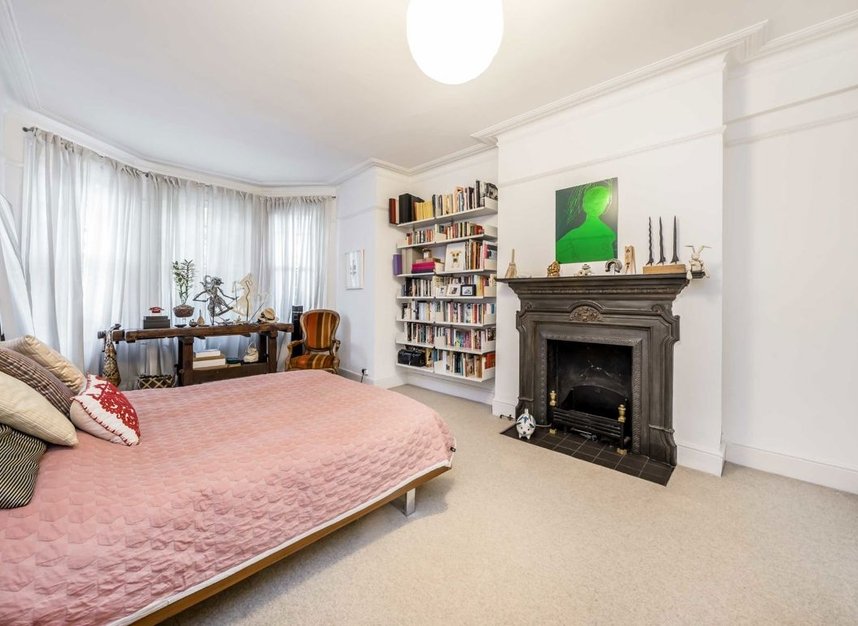 Properties for sale in Muswell Hill Road - N10 3JR view5