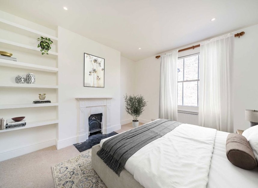 Properties for sale in Myrtle Road - W3 6DY view5