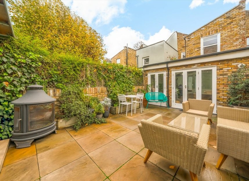 Properties for sale in Navarino Grove - E8 1AJ view10