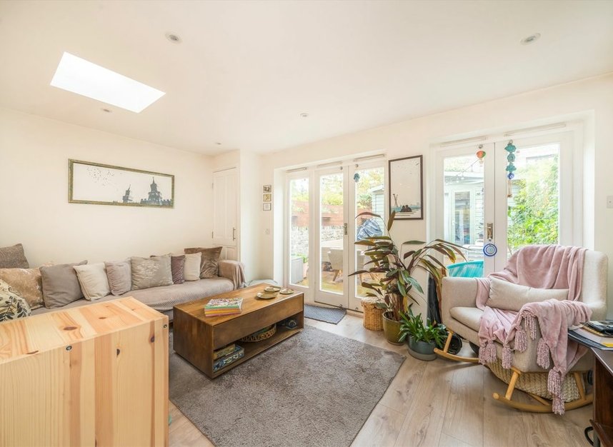 Properties for sale in Navarino Grove - E8 1AJ view7