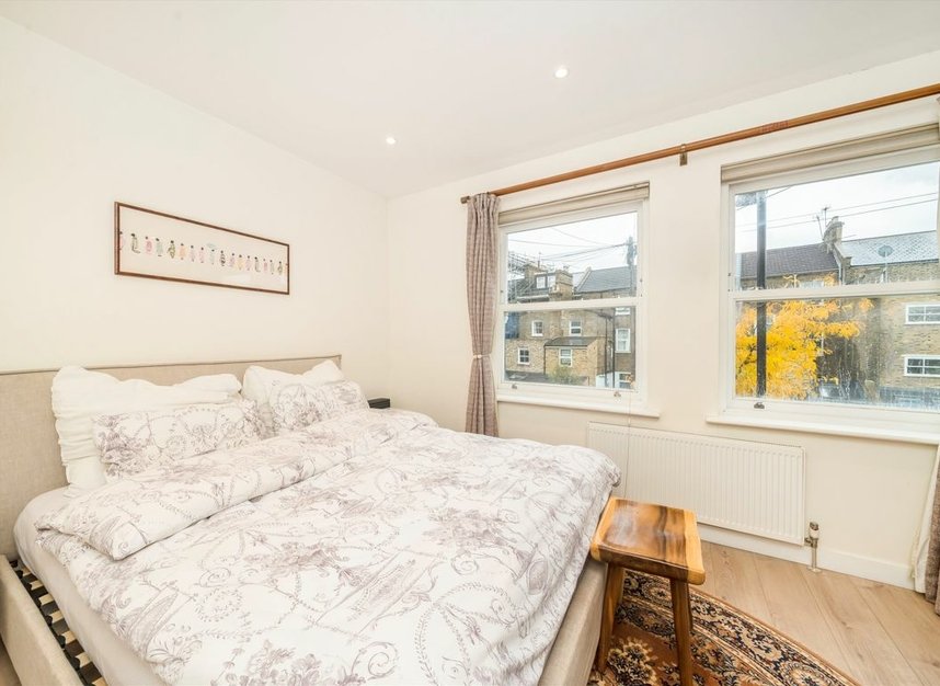 Properties for sale in Navarino Grove - E8 1AJ view8