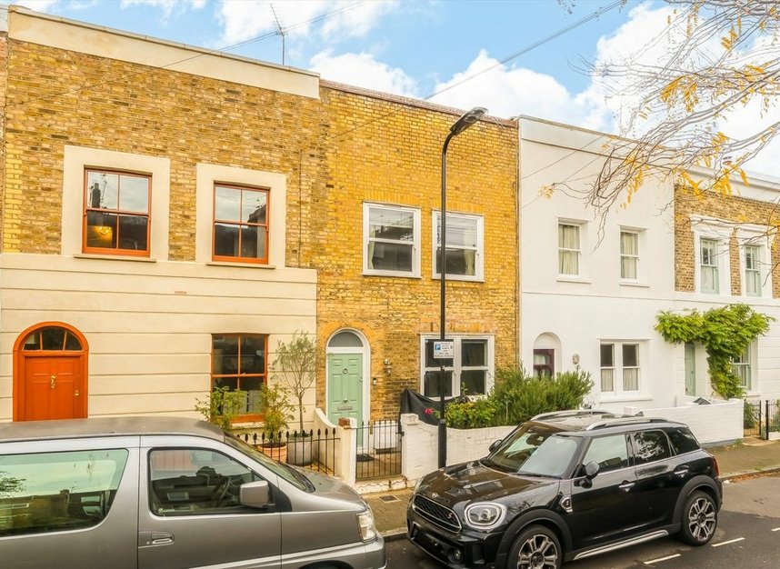 Properties for sale in Navarino Grove - E8 1AJ view13