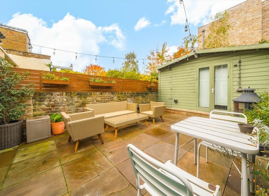 Properties for sale in Navarino Grove - E8 1AJ view11