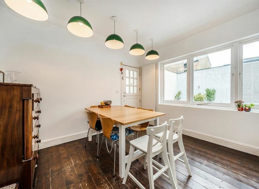 Properties for sale in New Park Road - SW2 4EN view9
