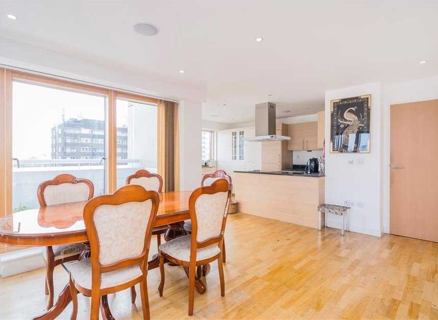 Properties for sale in Newington Causeway - SE1 6DT view3