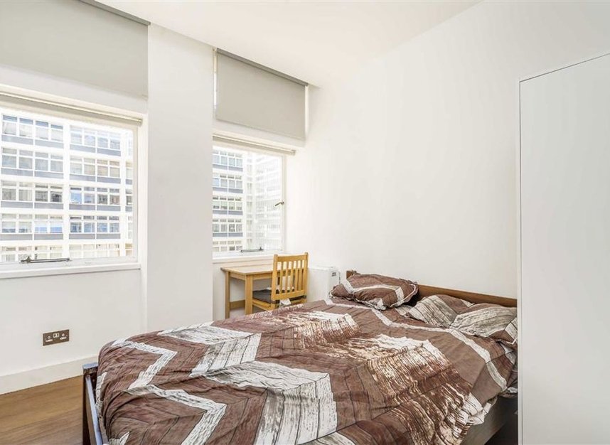 Properties for sale in Newington Causeway - SE1 6BT view5