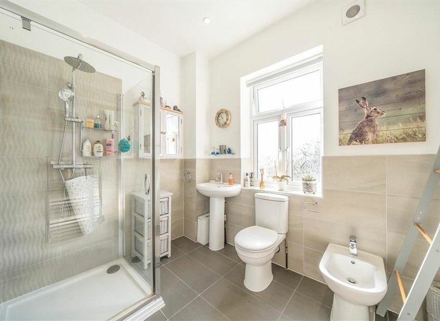 Properties for sale in Newstead Road - SE12 0TB view9