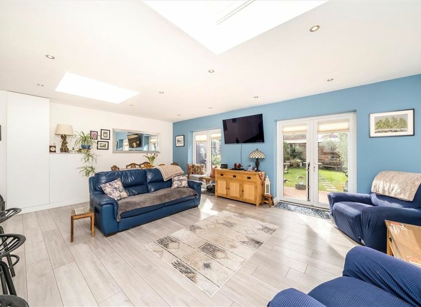 Properties for sale in Newstead Road - SE12 0TB view11