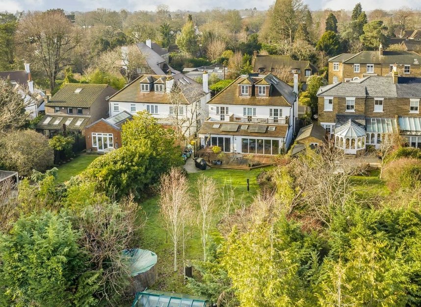 Properties for sale in Nightingale Road - TW12 3HX view2