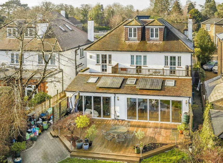 Properties for sale in Nightingale Road - TW12 3HX view8