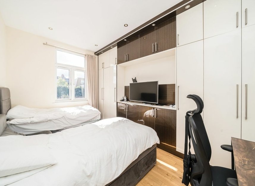 Properties for sale in Nimrod Road - SW16 6SZ view7