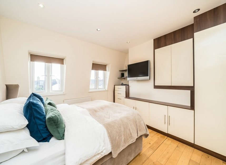 Properties for sale in Nimrod Road - SW16 6SZ view8