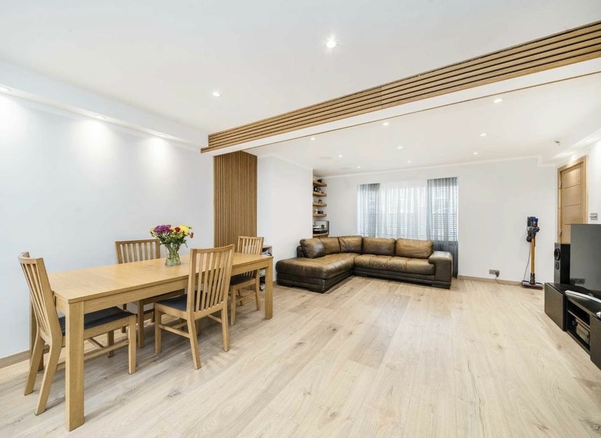 Properties for sale in Noel Road - W3 0JR view7