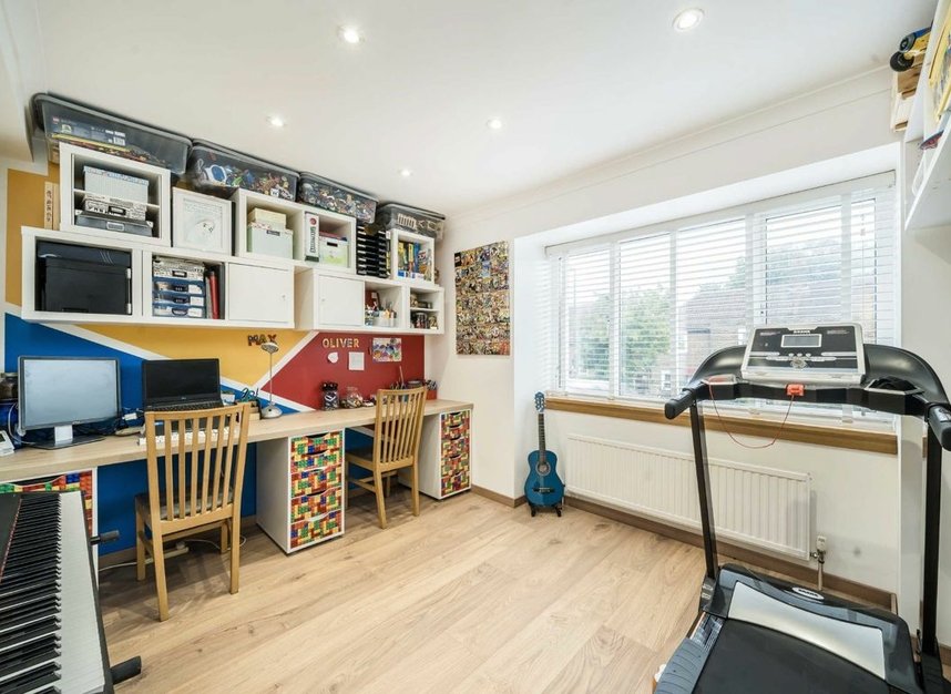 Properties for sale in Noel Road - W3 0JR view10