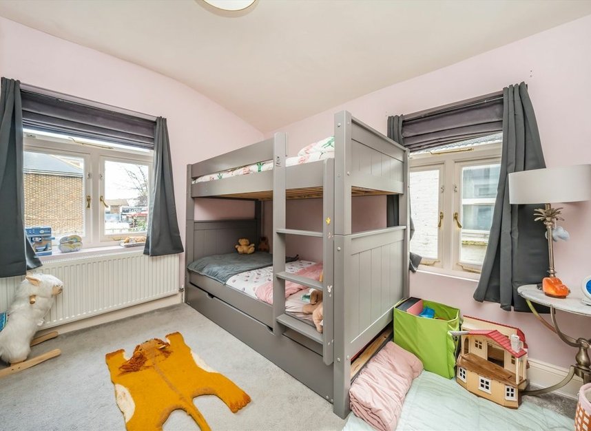 Properties for sale in Noyna Road - SW17 7PH view11