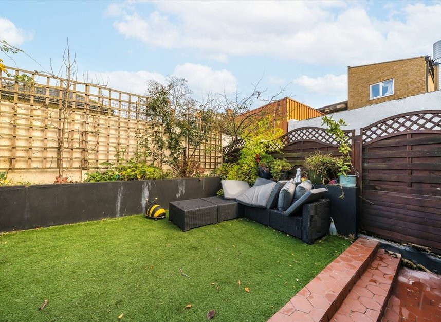Properties for sale in Noyna Road - SW17 7PH view7
