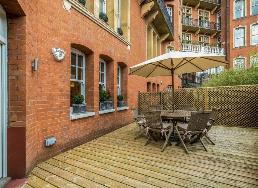 Properties for sale in Oakwood Court - W14 8JZ view9