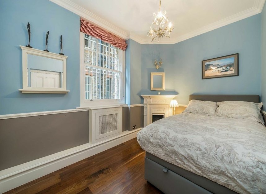 Properties for sale in Oakwood Court - W14 8JZ view6