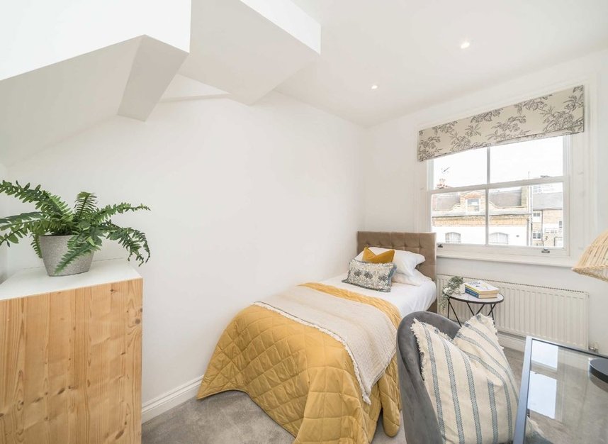 Properties sold in Oberstein Road - SW11 2AE view6
