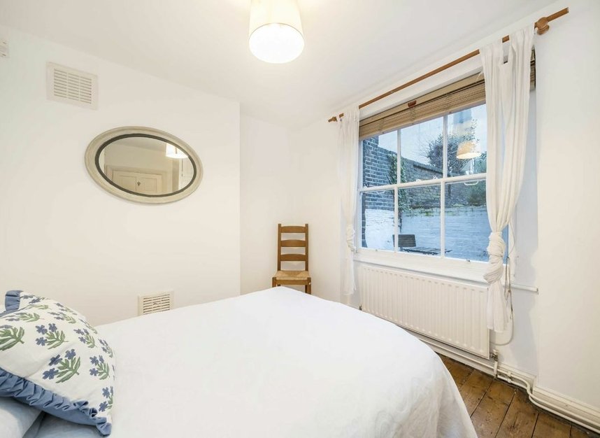 Properties sold in Oberstein Road - SW11 2AE view5