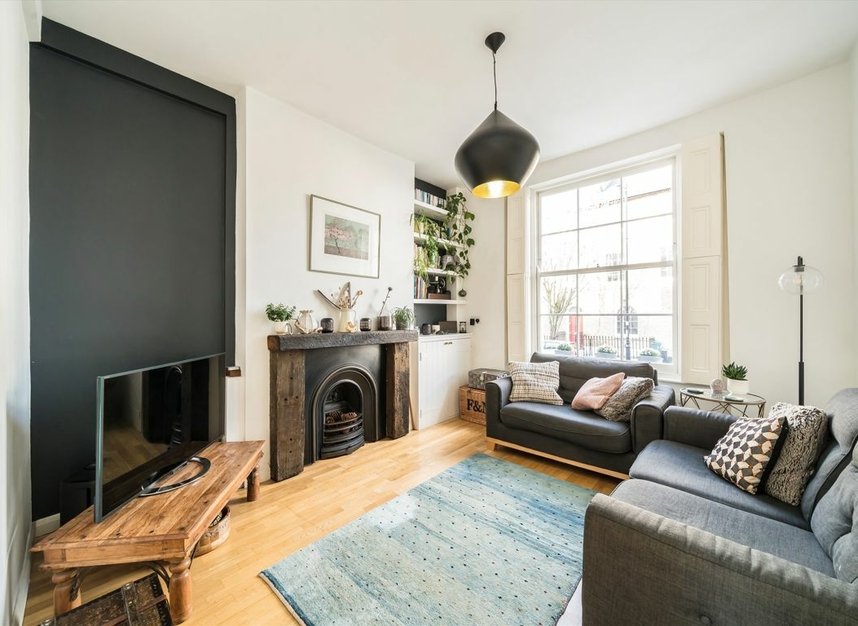 Properties for sale in Offord Road - N1 1PF view2