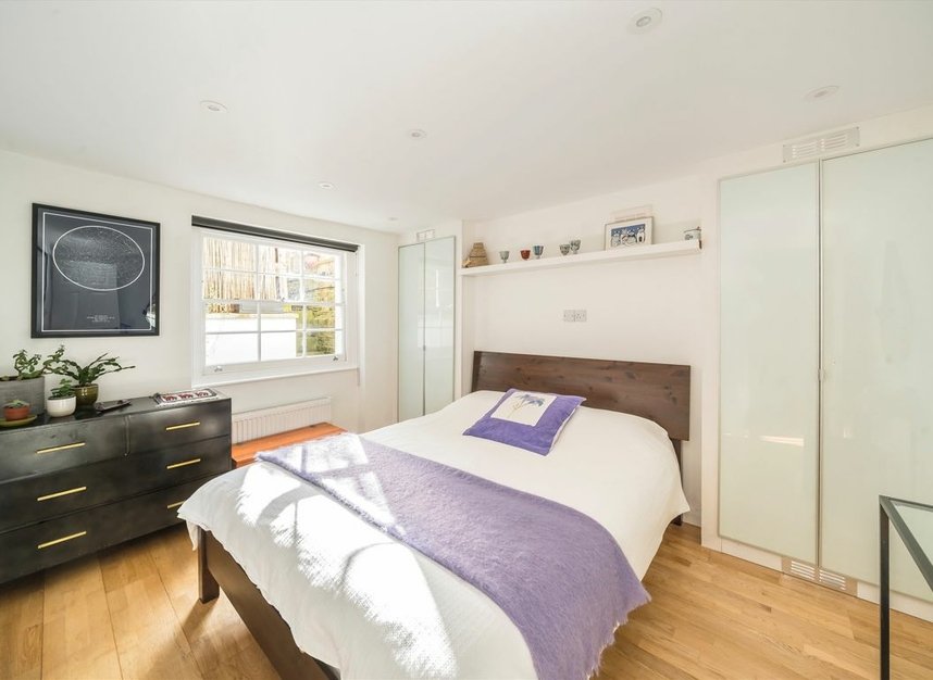 Properties for sale in Offord Road - N1 1PF view6