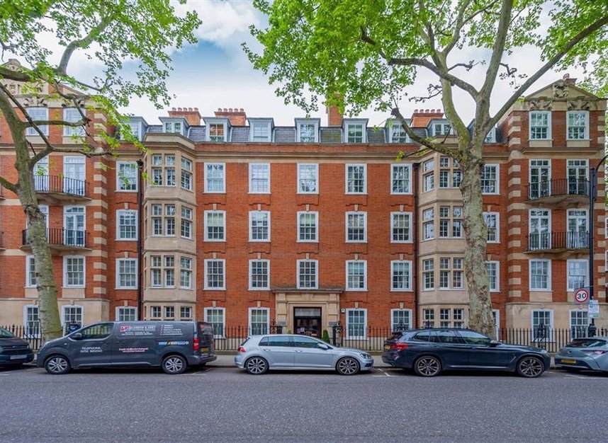 Properties for sale in Old Brompton Road - SW5 0EB view1