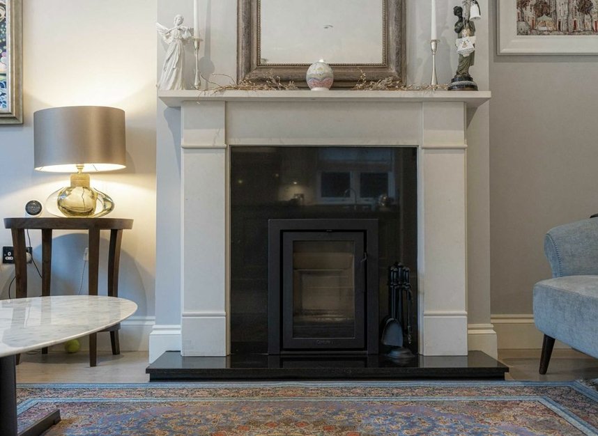 Properties for sale in Old Farm Road - TW12 3RJ view5