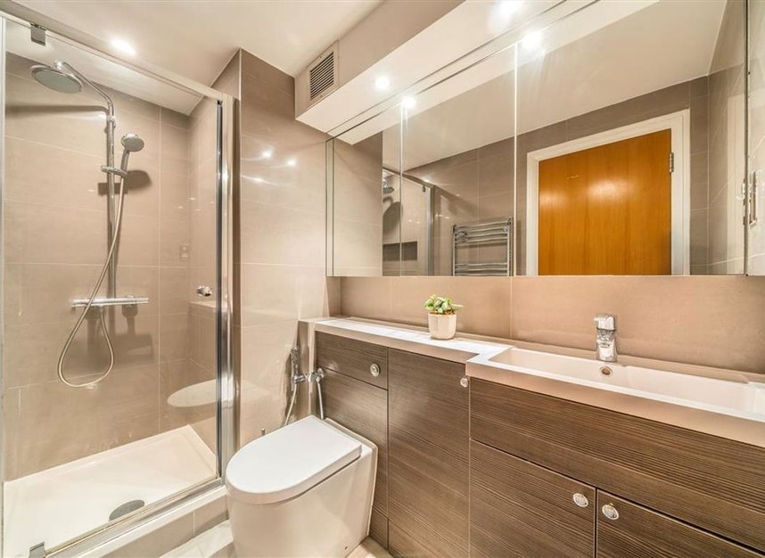 Properties for sale in Old Marylebone Road - NW1 5QR view5
