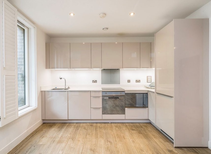 Properties for sale in Olmstead Close - N10 3FB view3