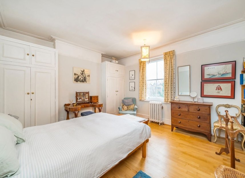 Properties for sale in Onslow Gardens - N10 3JY view6