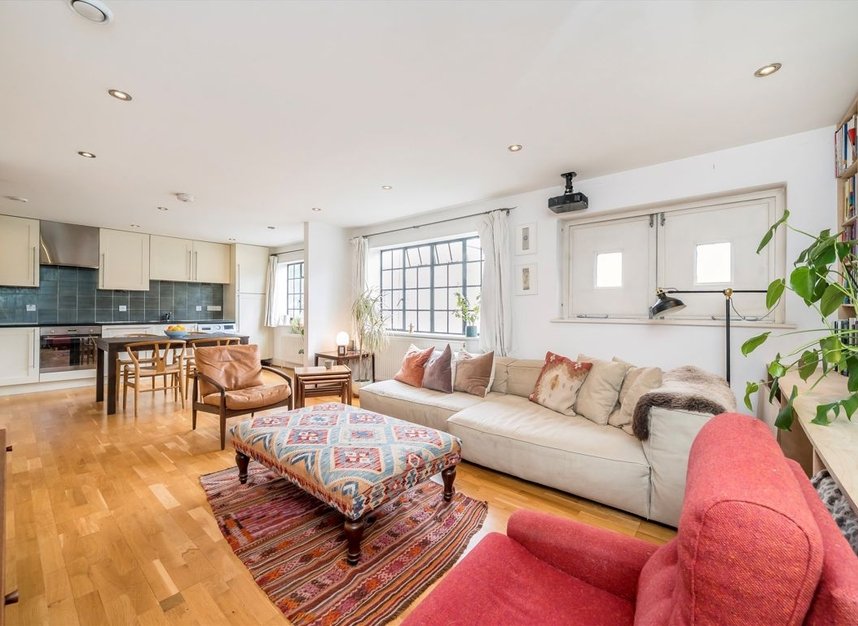 Properties for sale in Orleston Mews - N7 8LL view2