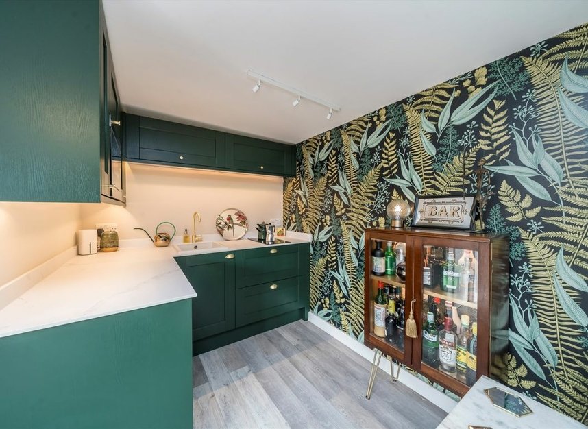 Properties sold in Ormond Avenue - TW12 2RY view9