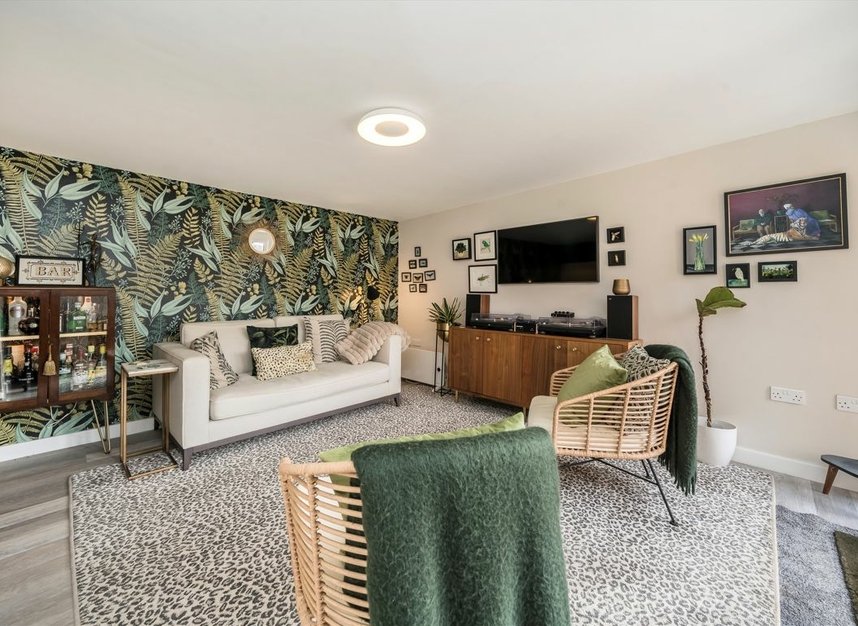 Properties sold in Ormond Avenue - TW12 2RY view8