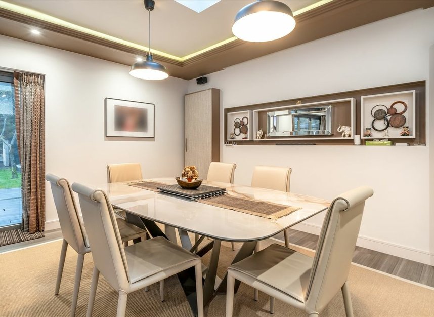 Properties for sale in Ormond Avenue - TW12 2RX view5