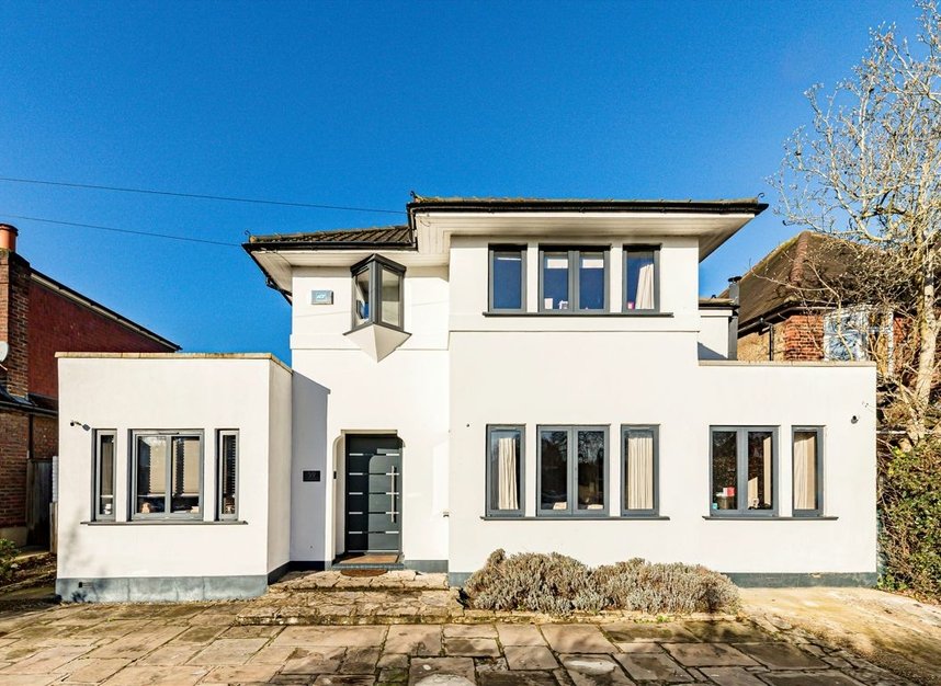 Properties for sale in Ormond Crescent - TW12 2TQ view1