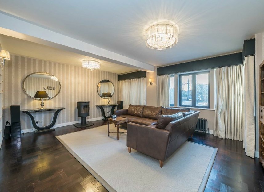 Properties for sale in Ormond Crescent - TW12 2TQ view4