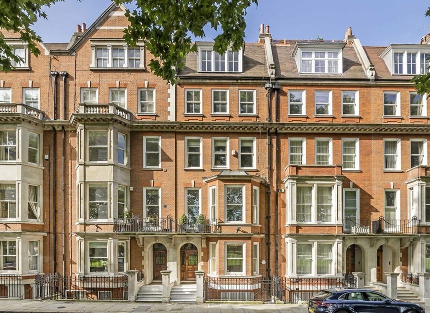 Properties for sale in Ormonde Gate - SW3 4EU view8