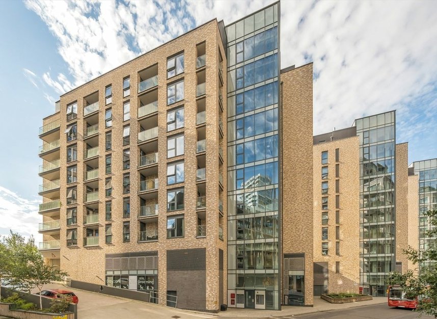 Properties sold in Osiers Road - SW18 1UX view1