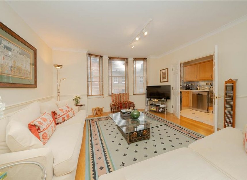 Properties for sale in Paddington Street - W1U 5QJ view3