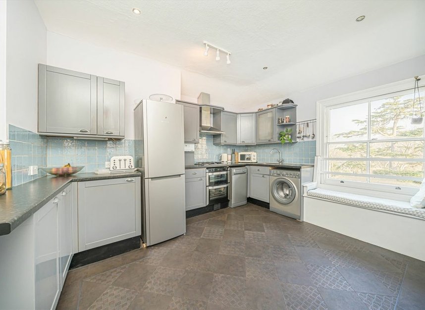 Properties sold in Palace Road - KT8 9DJ view3