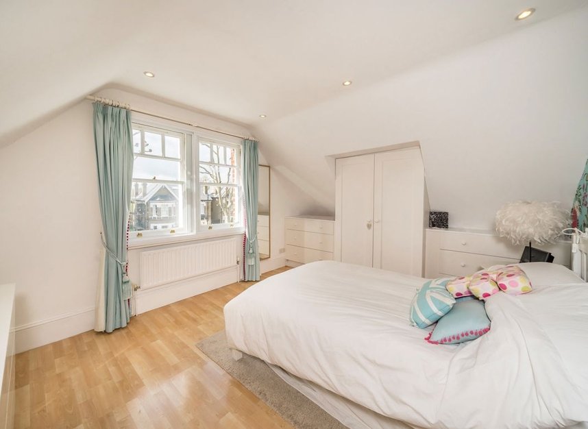 Properties for sale in Palace Road - SW2 3LB view7