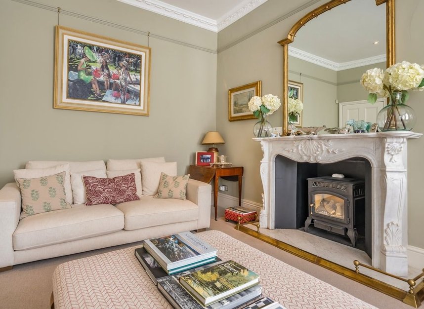 Properties for sale in Palace Road - SW2 3LB view11