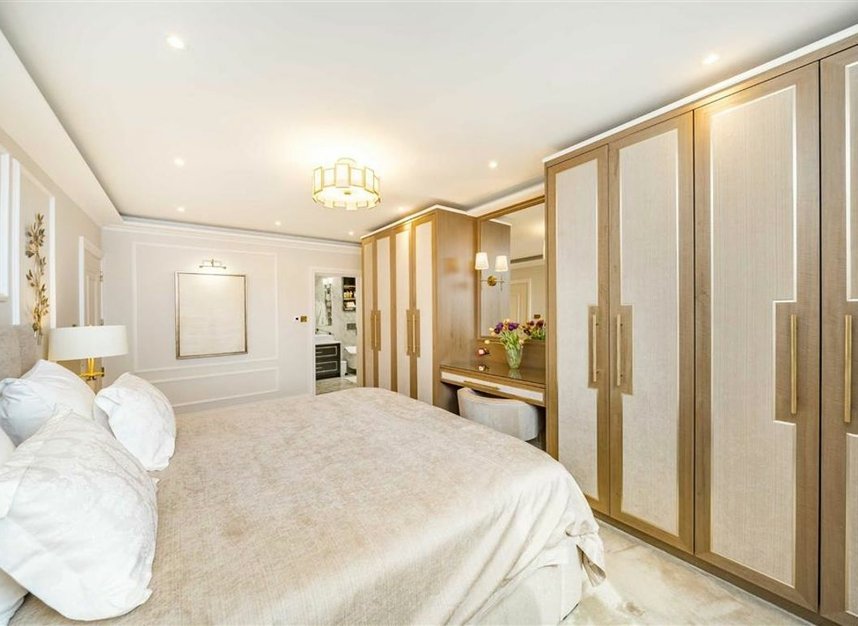 Properties for sale in Palace Street - SW1E 5BA view7