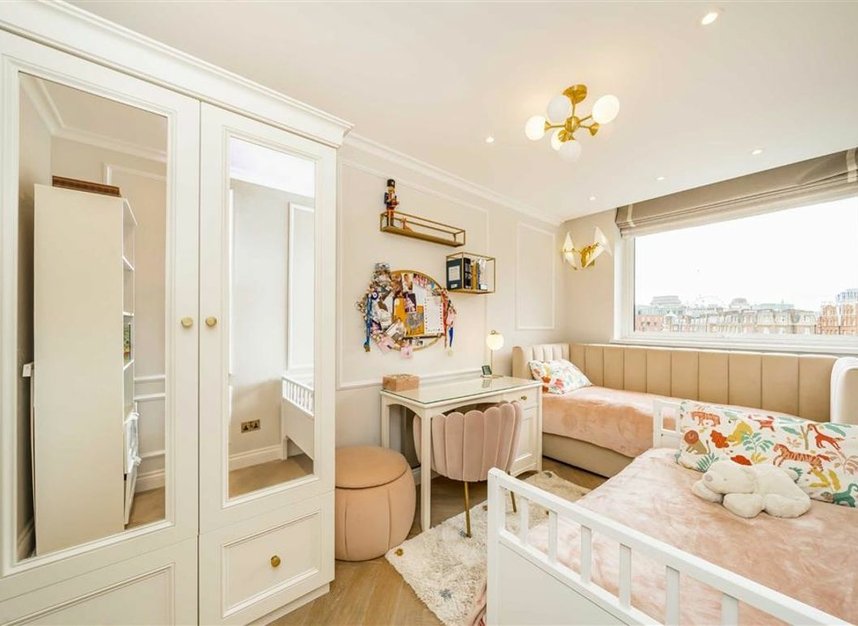 Properties for sale in Palace Street - SW1E 5BA view8