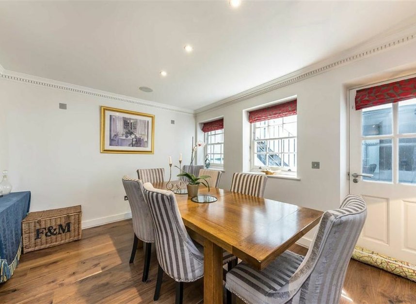 Properties for sale in Palace Street - SW1E 5HW view4