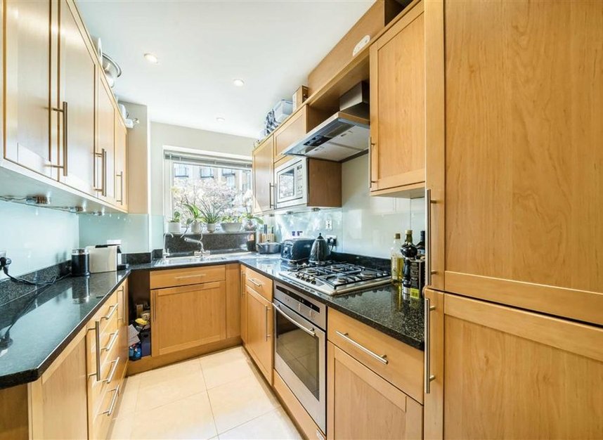 Flat for sale in Palgrave Gardens, London, NW1 (Ref 224625) Dexters
