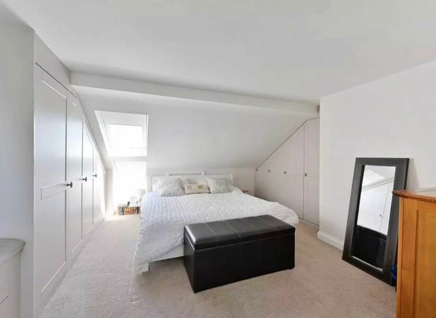 Properties for sale in Palmerston Road - SW19 1PB view5